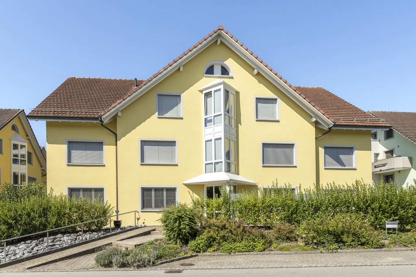 Charmantes Zuhause mit direktem Gartenzugang - Foto 8 von 9