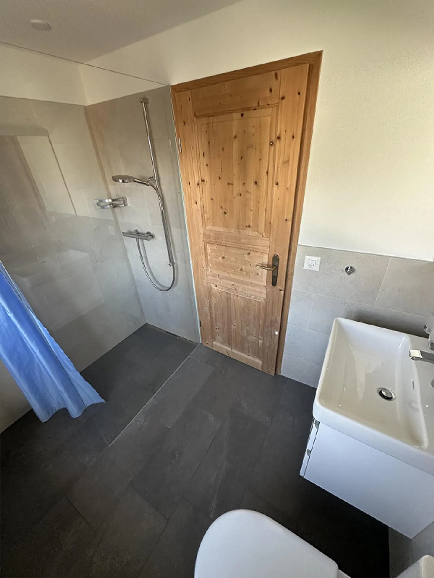 EFH Zizers - Photo 7 of 7