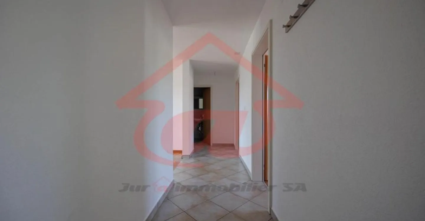 3-room apartment on the 2nd floor - Photo 3 of 13