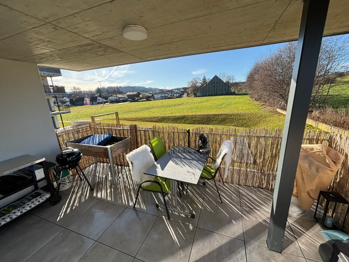 Nice 3.5 room bright and modern apartment, quiet, close to shops - Photo 9 of 11