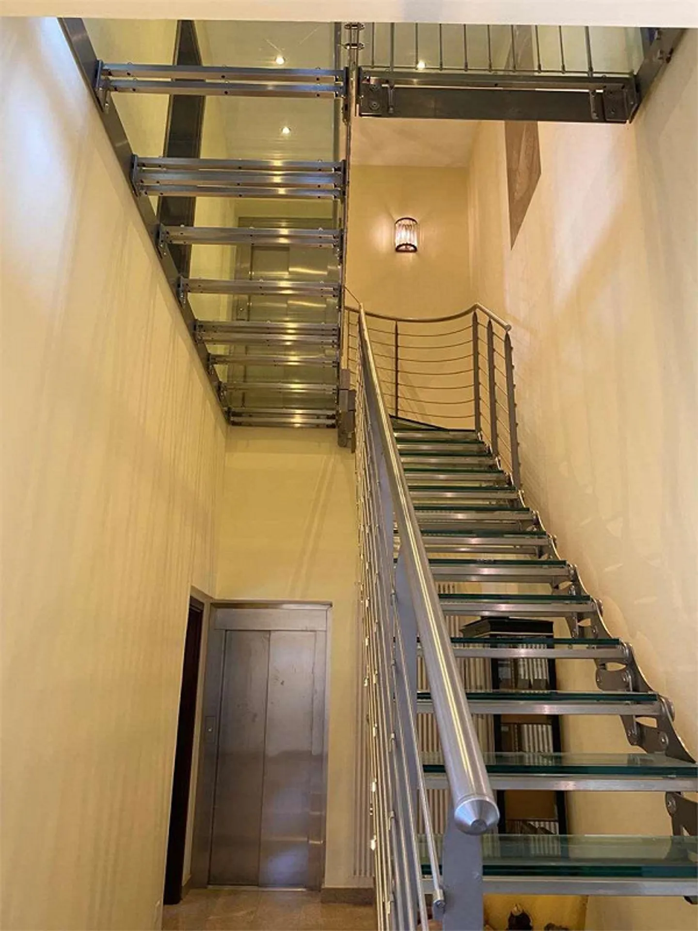 Charming Breganzona Estate Surrounded by Greenery - Photo 10 of 13