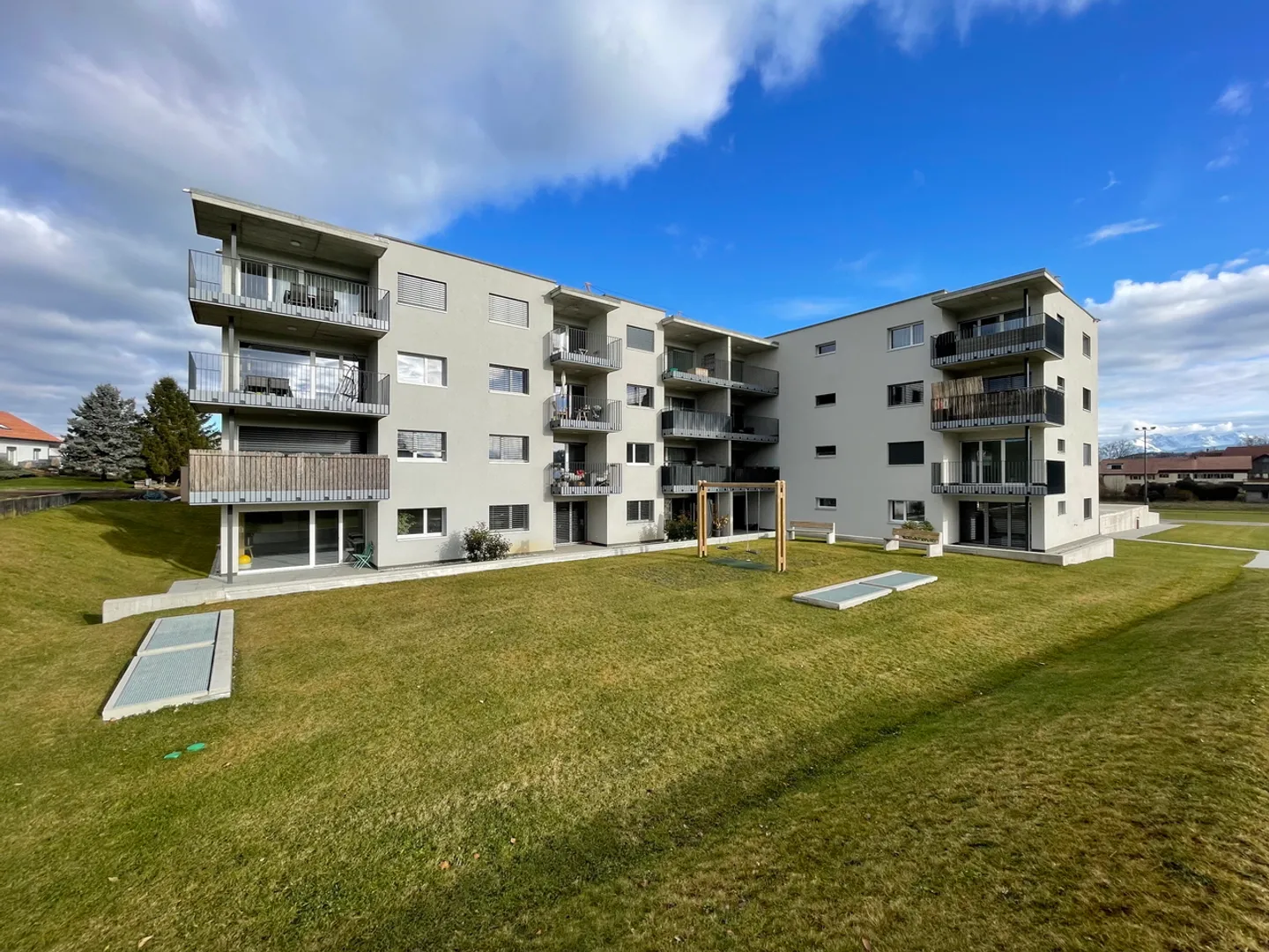 Nice 3.5 room bright and modern apartment, quiet, close to shops - Photo 10 of 11