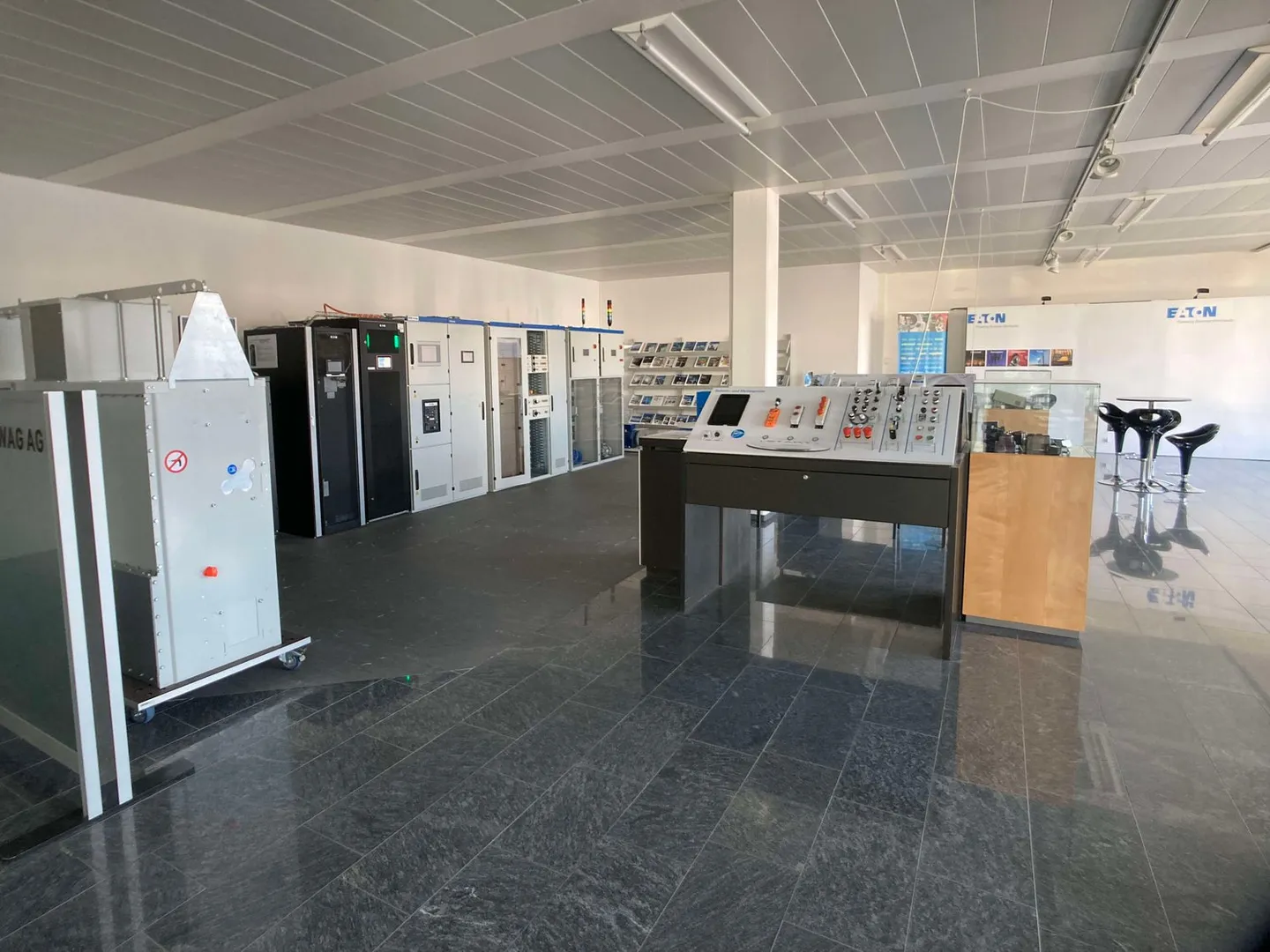 Showroom luminoso / Ufficio attraente - Foto 2 di 5