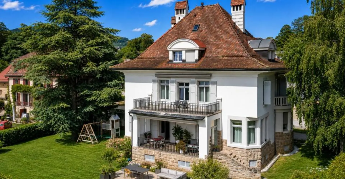 An exceptional property in the heart of Saint-Légier - Photo 1 of 12