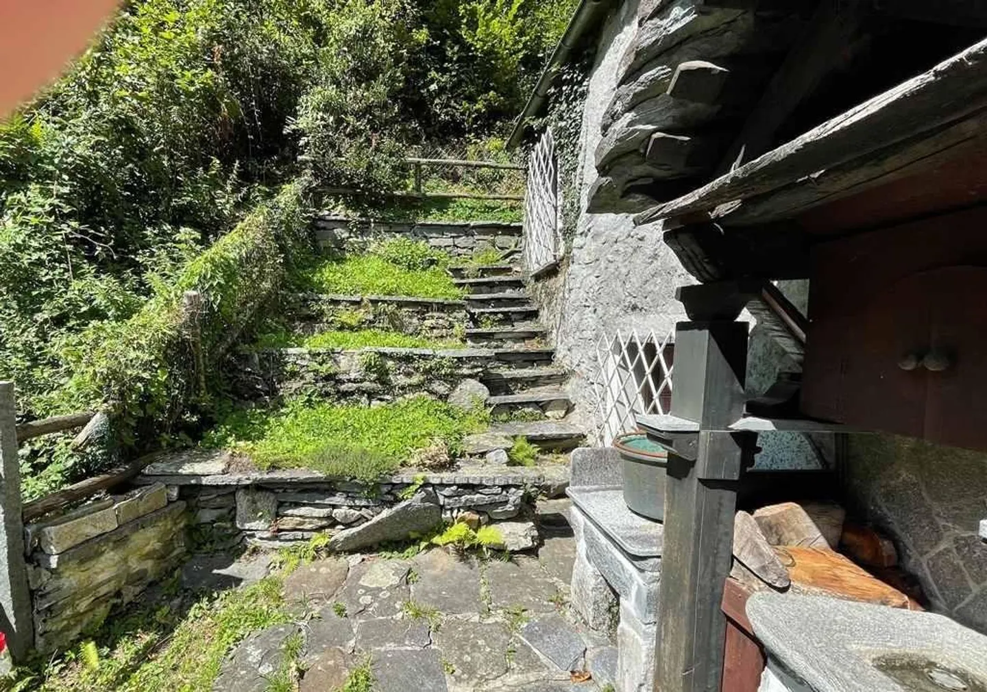 Beautiful 3-room rustic house with private garden and beautiful view... - Photo 4 of 15