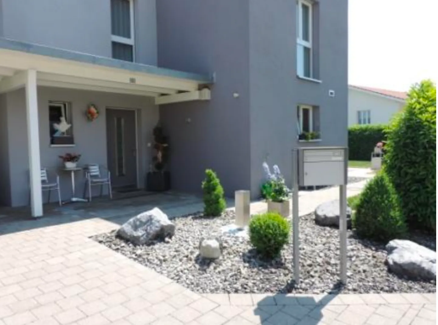 Casa unifamiliare esclusiva - Foto 2 di 36