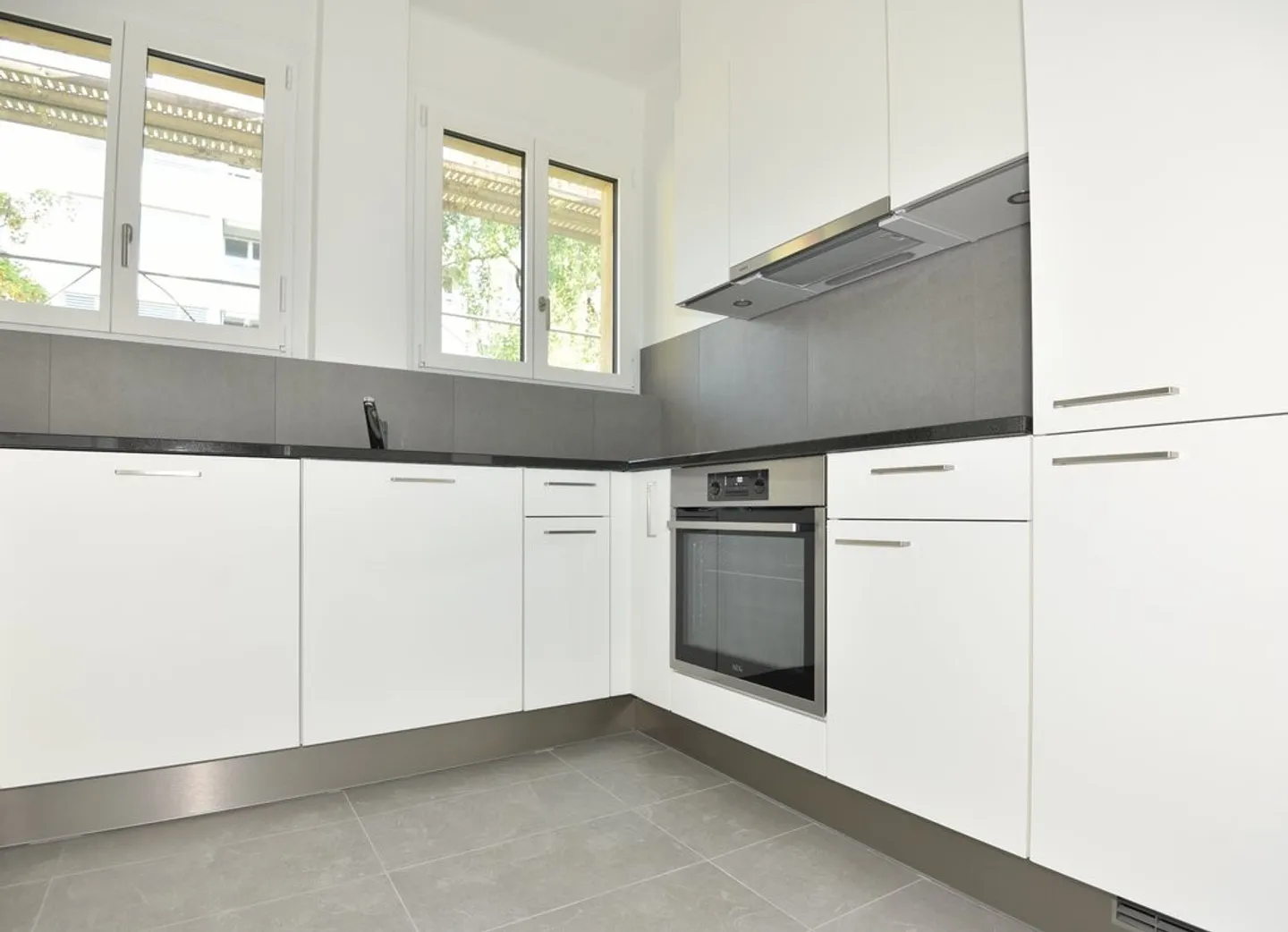 2-Zimmer-Wohnung unter dem Bahnhof - Foto 2 von 6