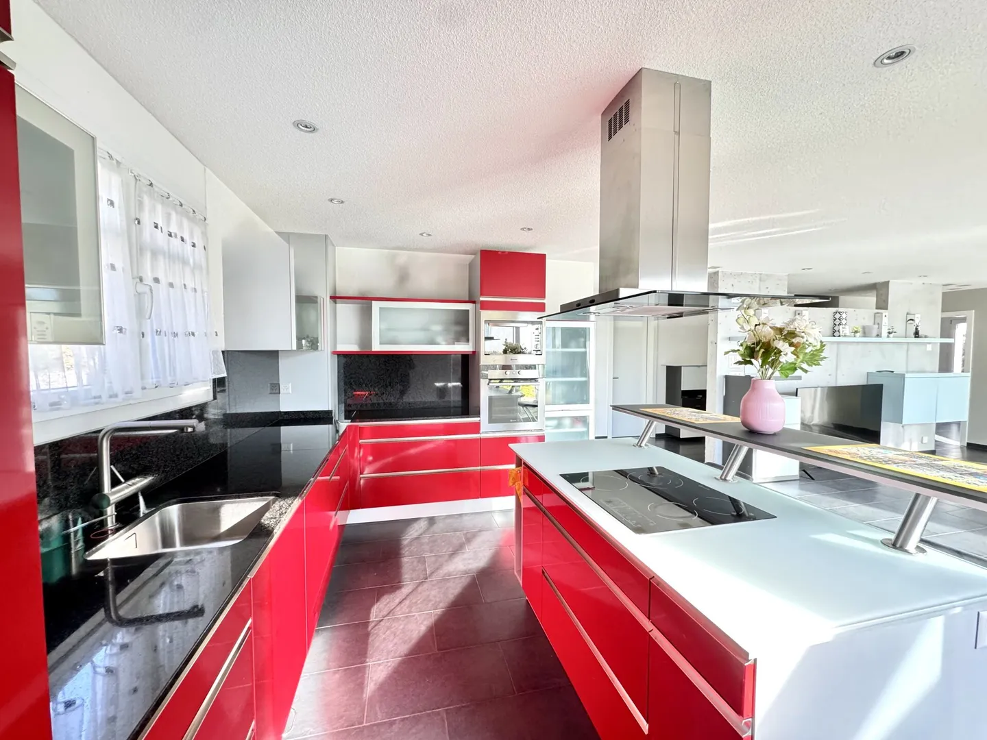 Casa unifamiliare esclusiva - Foto 6 di 36