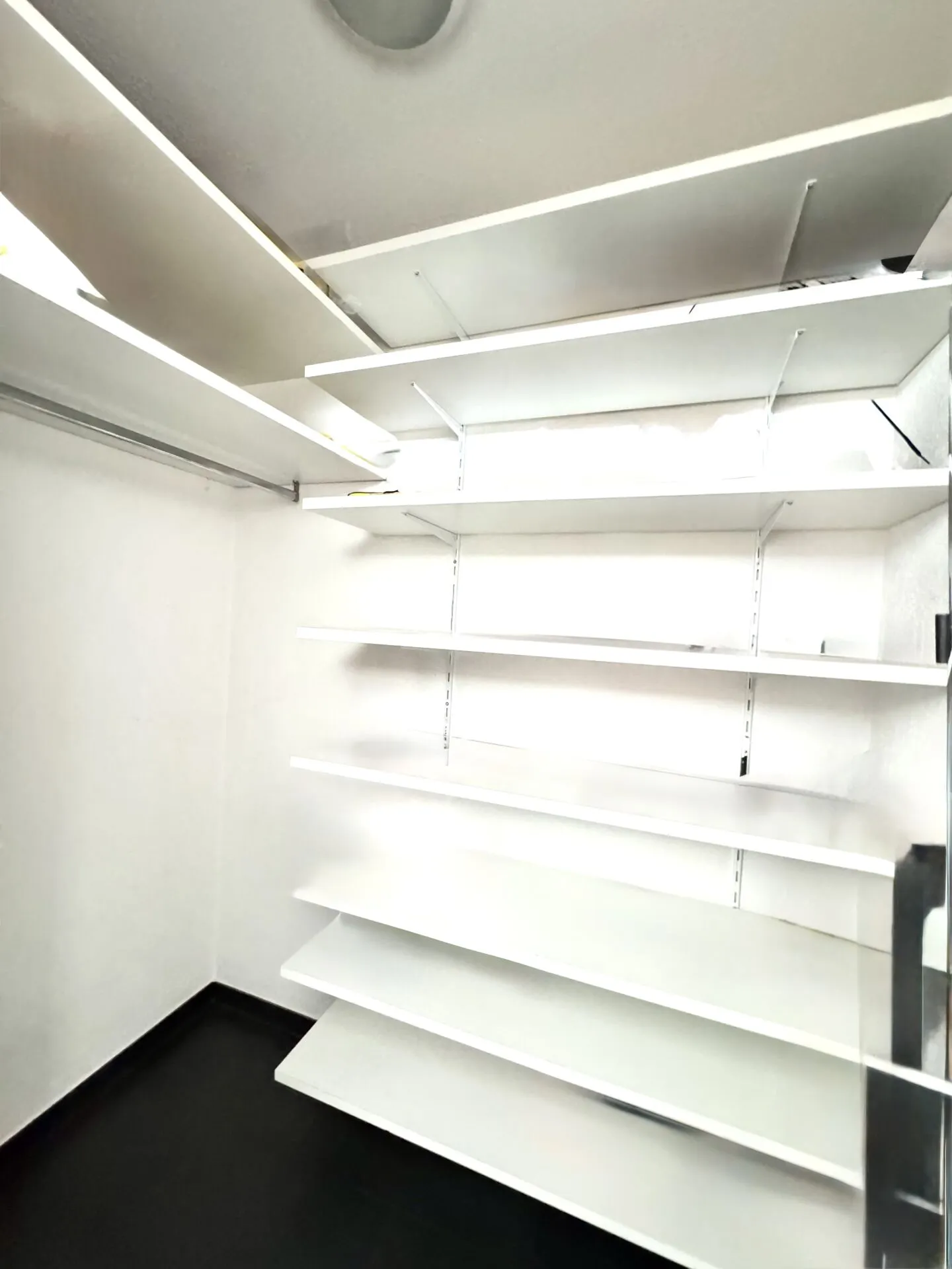 Casa unifamiliare esclusiva - Foto 13 di 36