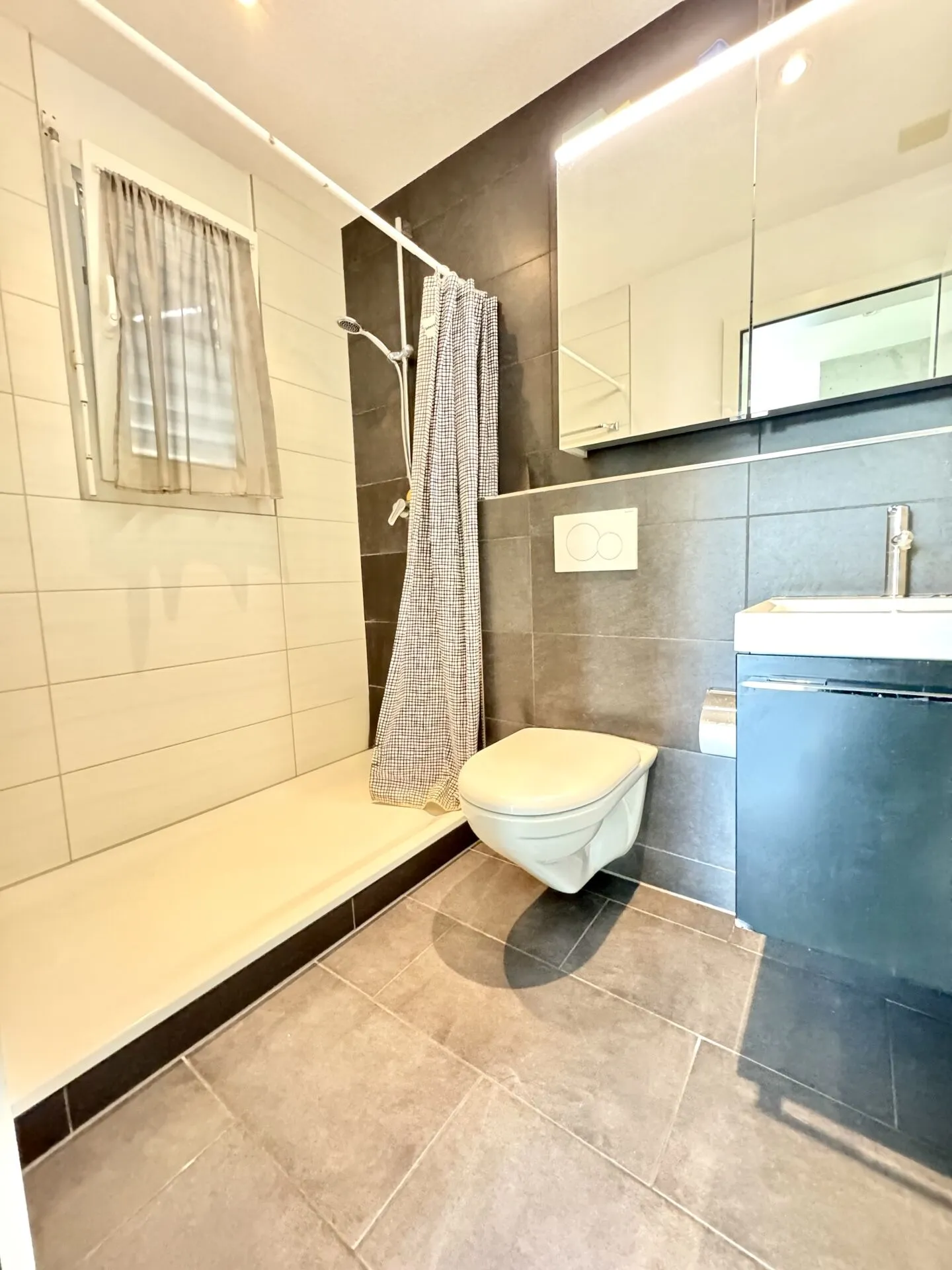 Casa unifamiliare esclusiva - Foto 14 di 36