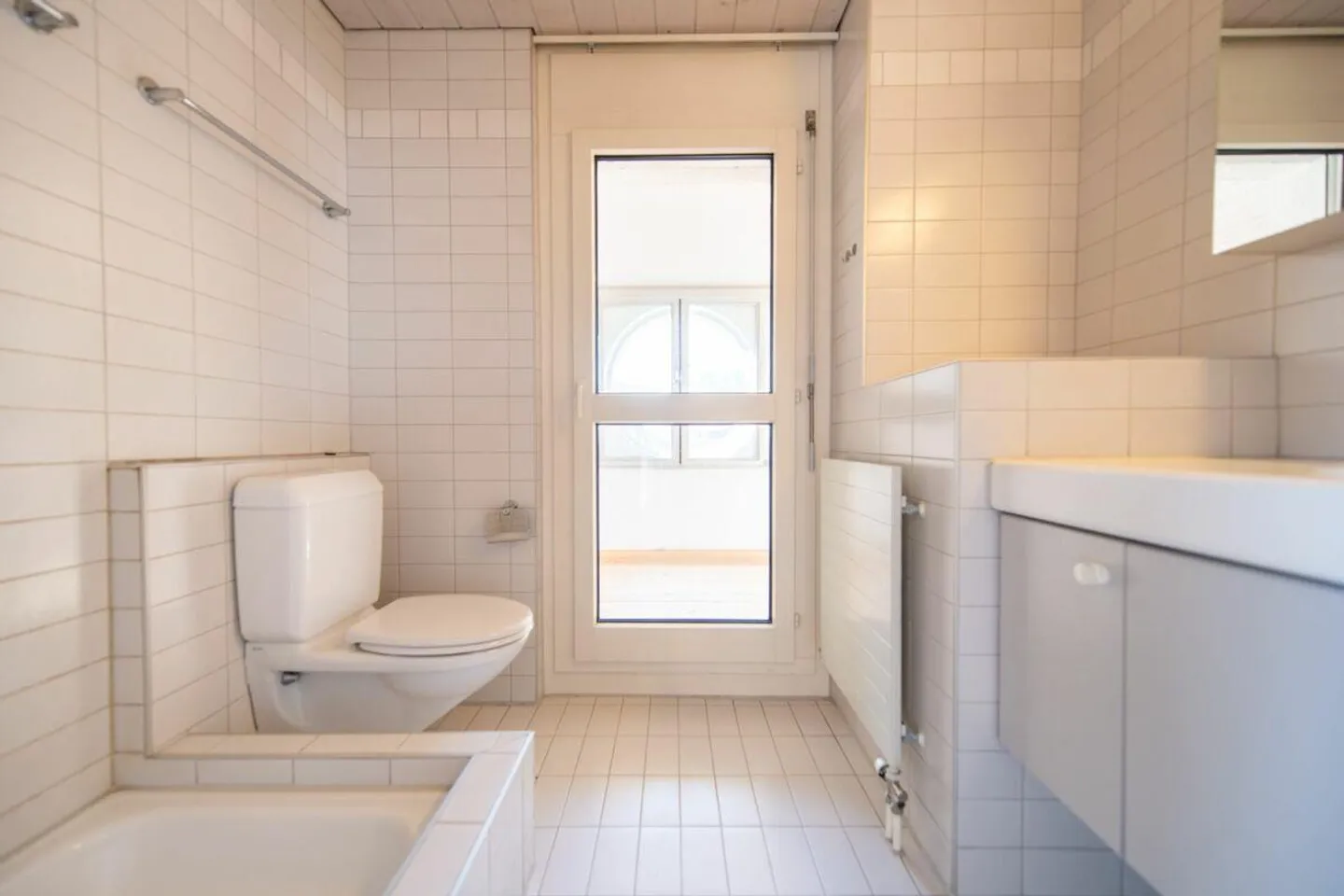 Centrale e tranquilla: Luminoso appartamento duplex di 3,5 locali con giardino d'inverno... - Foto 15 di 21