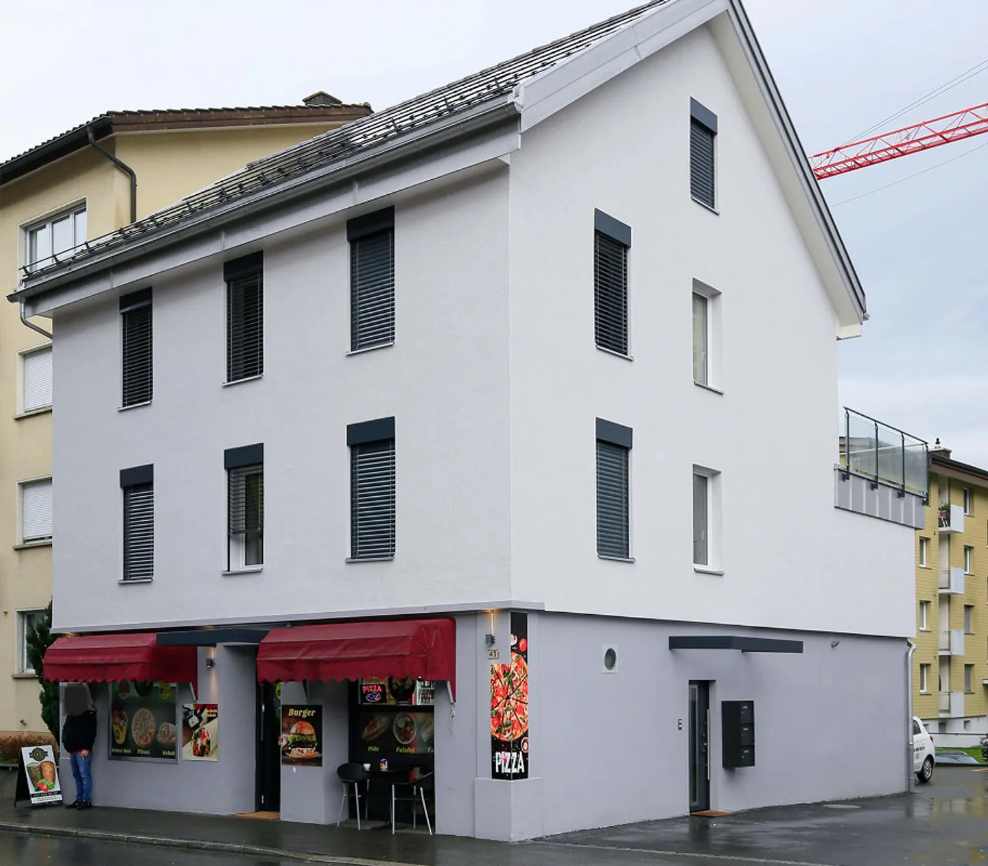 Appartamento duplex di 3,5 stanze in posizione centrale a Goldau - Foto 10 di 27