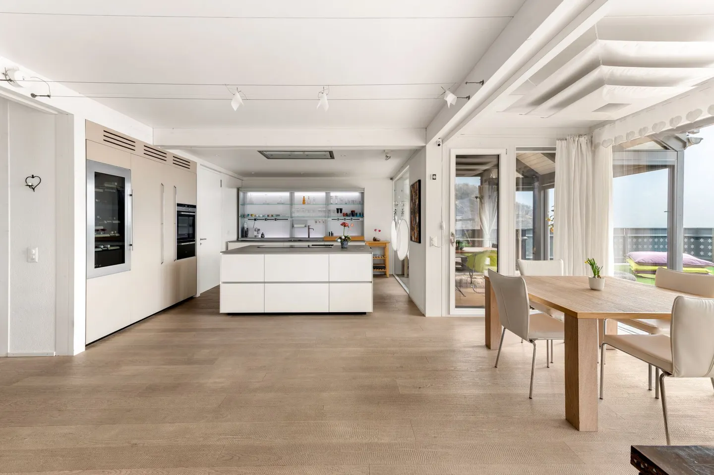 Superbe villa des Grisons - Photo 3 sur 18