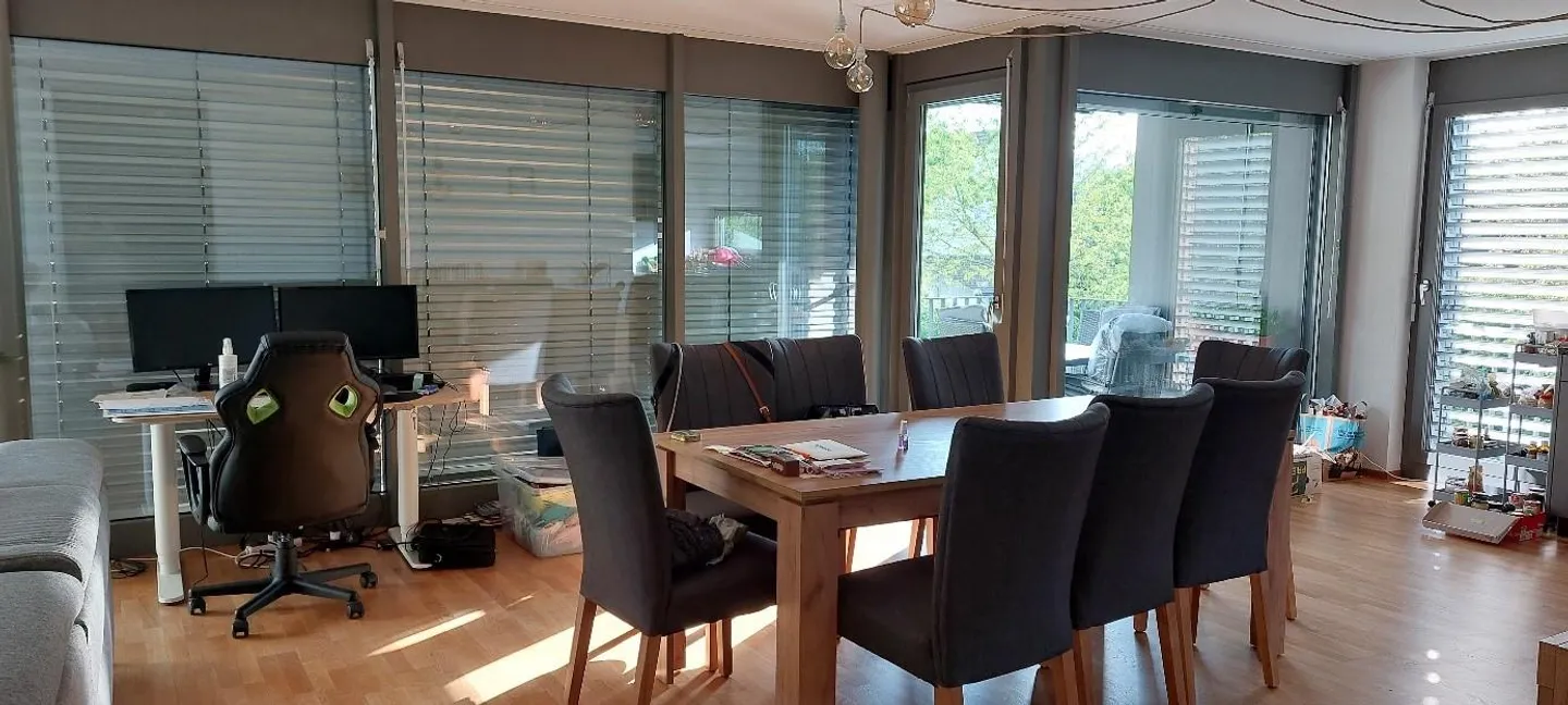 Appartamento moderno di 3,5 locali in un quartiere tranquillo al Kirschenacker - Foto 3 di 13