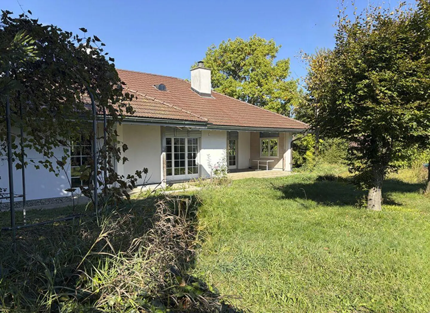 Casa unifamiliare di 5 stanze con garage - Foto 2 di 30