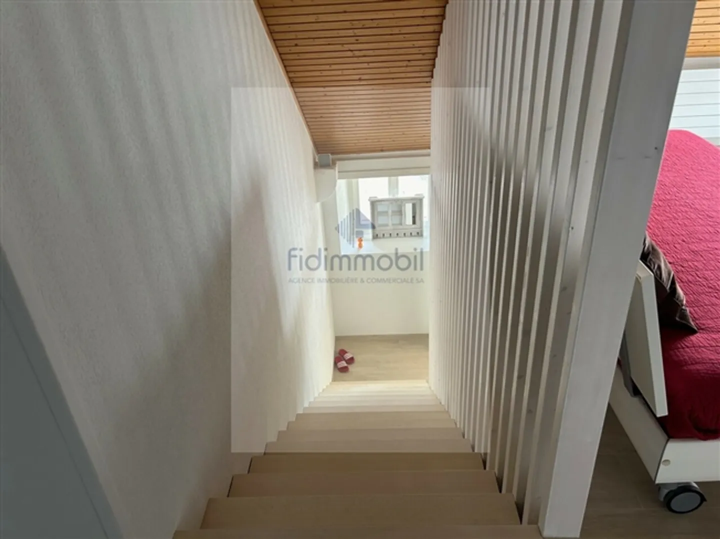 Belle appartement partiellement rénové dans une maison de village - Photo 14 sur 15