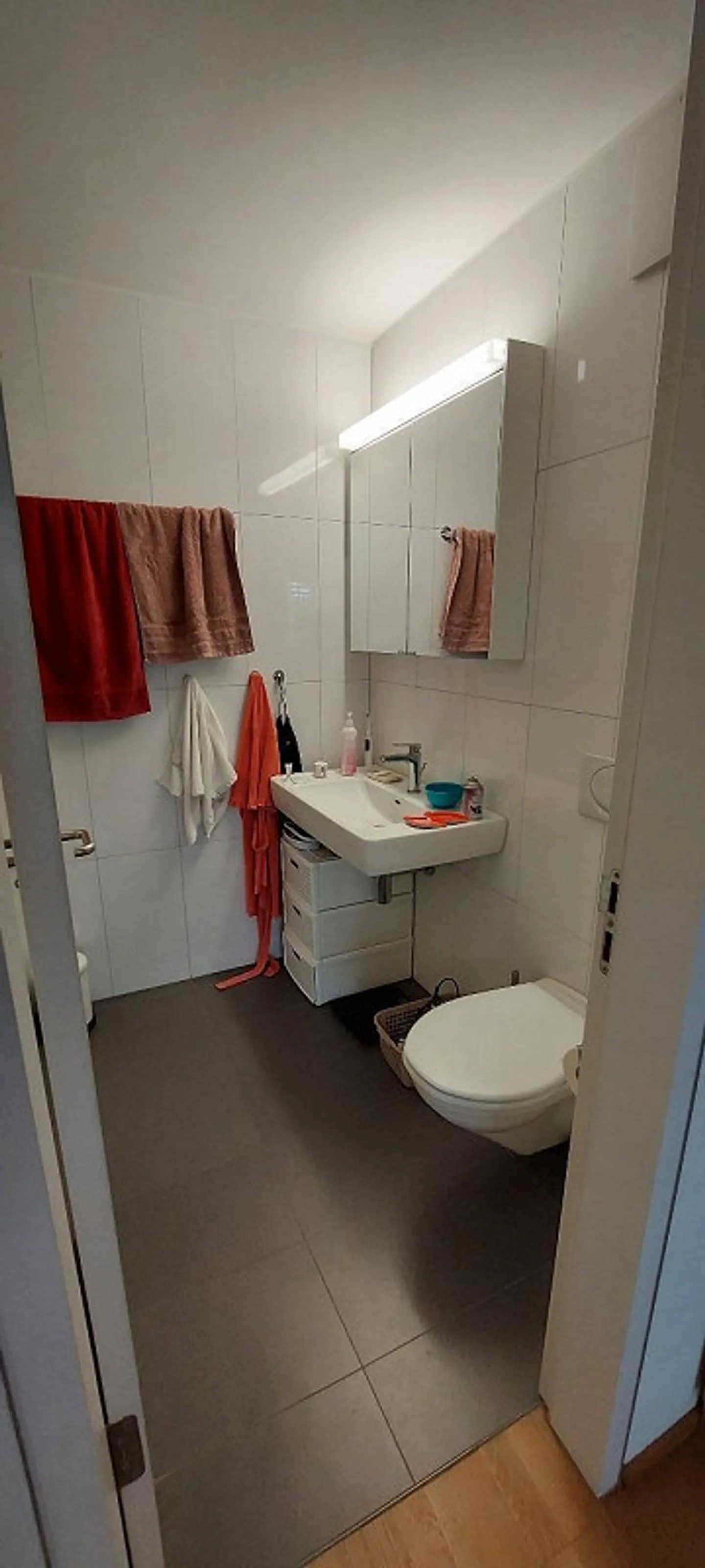 Appartamento moderno di 3,5 locali in un quartiere tranquillo al Kirschenacker - Foto 6 di 13