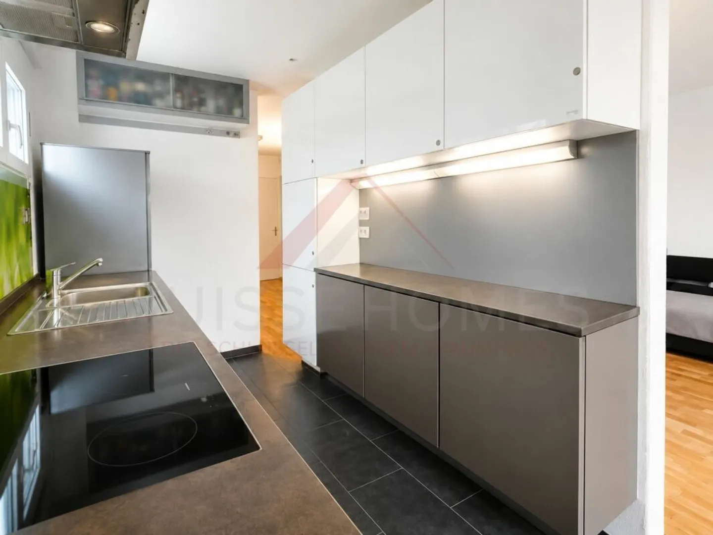 Living Above the Rooftops of Burgdorf - Bright 3.5 Room Apartment with a View - Photo 7 of 13