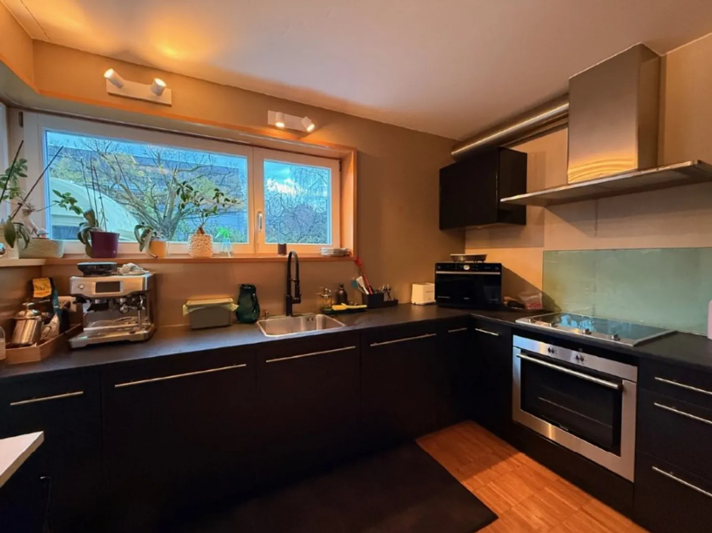 Das Juwel von Denges: High-Tech möbliertes Haus mit Garten - Foto 3 von 8