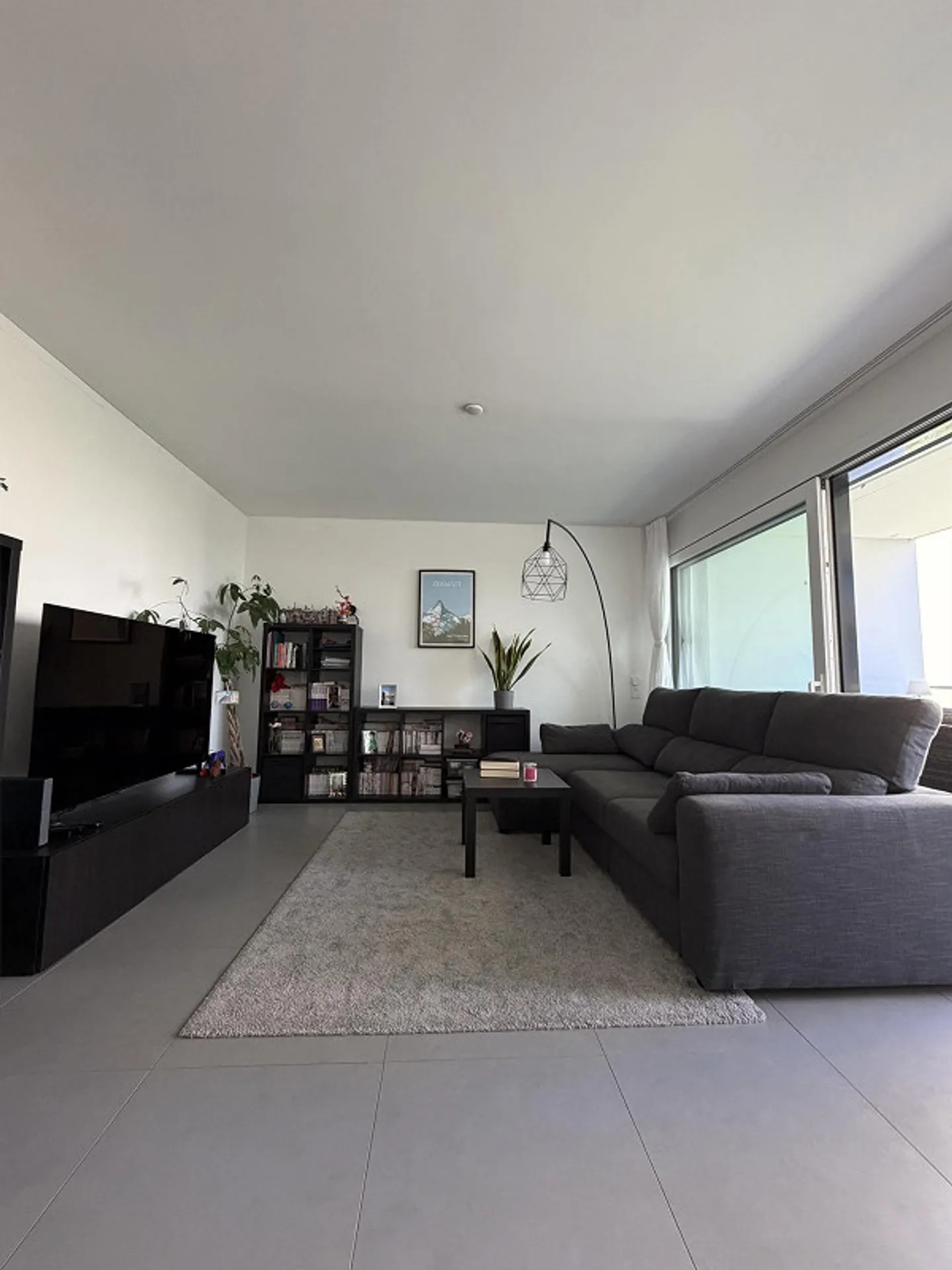 Appartement moderne de 3,5 pièces avec balcon à Massagno - Photo 1 sur 9