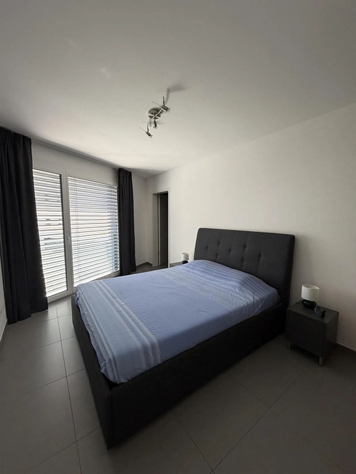 Appartement moderne de 3,5 pièces avec balcon à Massagno - Photo 5 sur 9