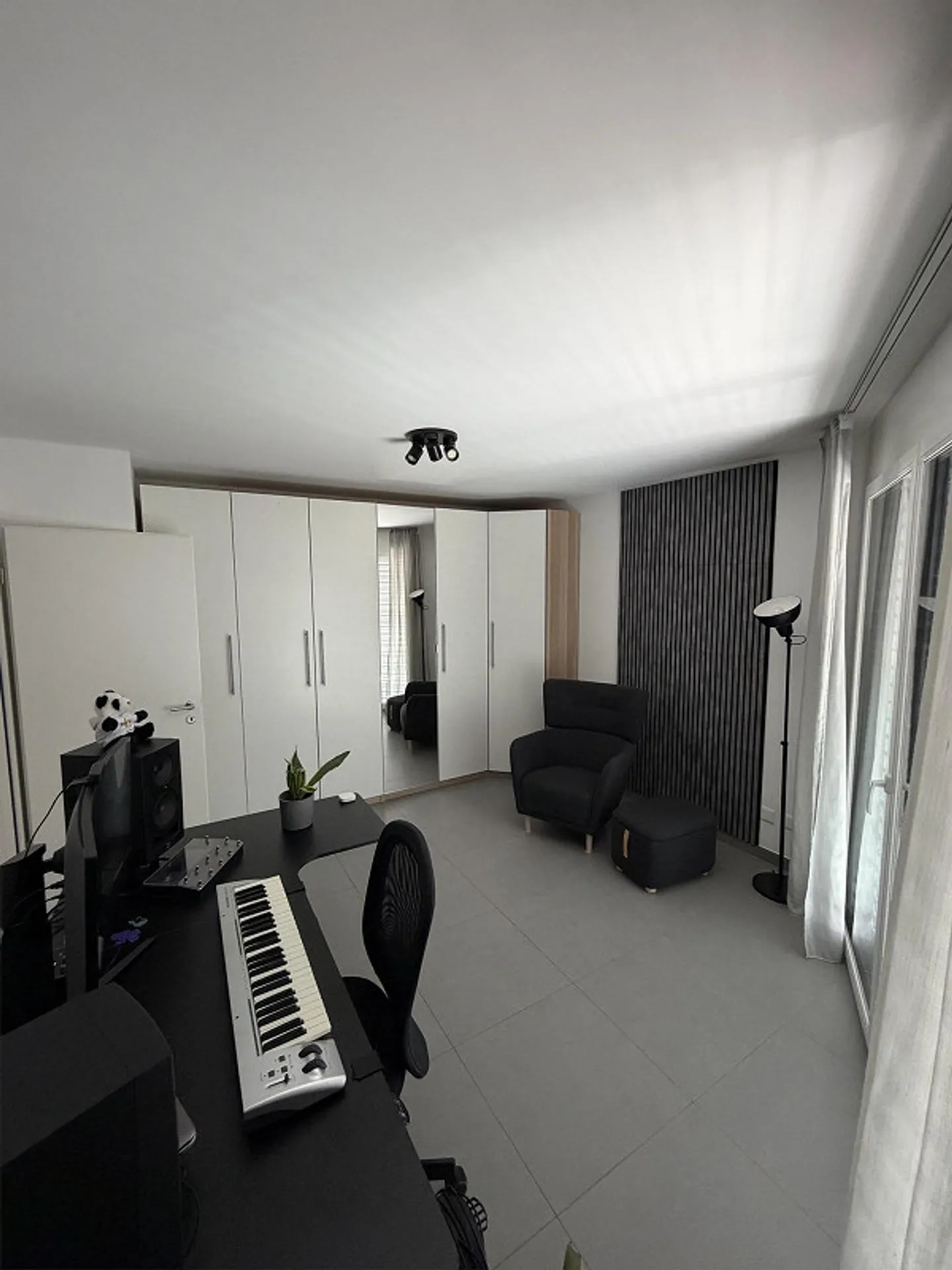 Appartement moderne de 3,5 pièces avec balcon à Massagno - Photo 6 sur 9