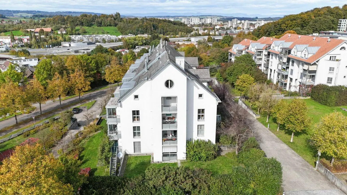 Centrale e tranquilla: Luminoso appartamento duplex di 3,5 locali con giardino d'inverno... - Foto 20 di 21