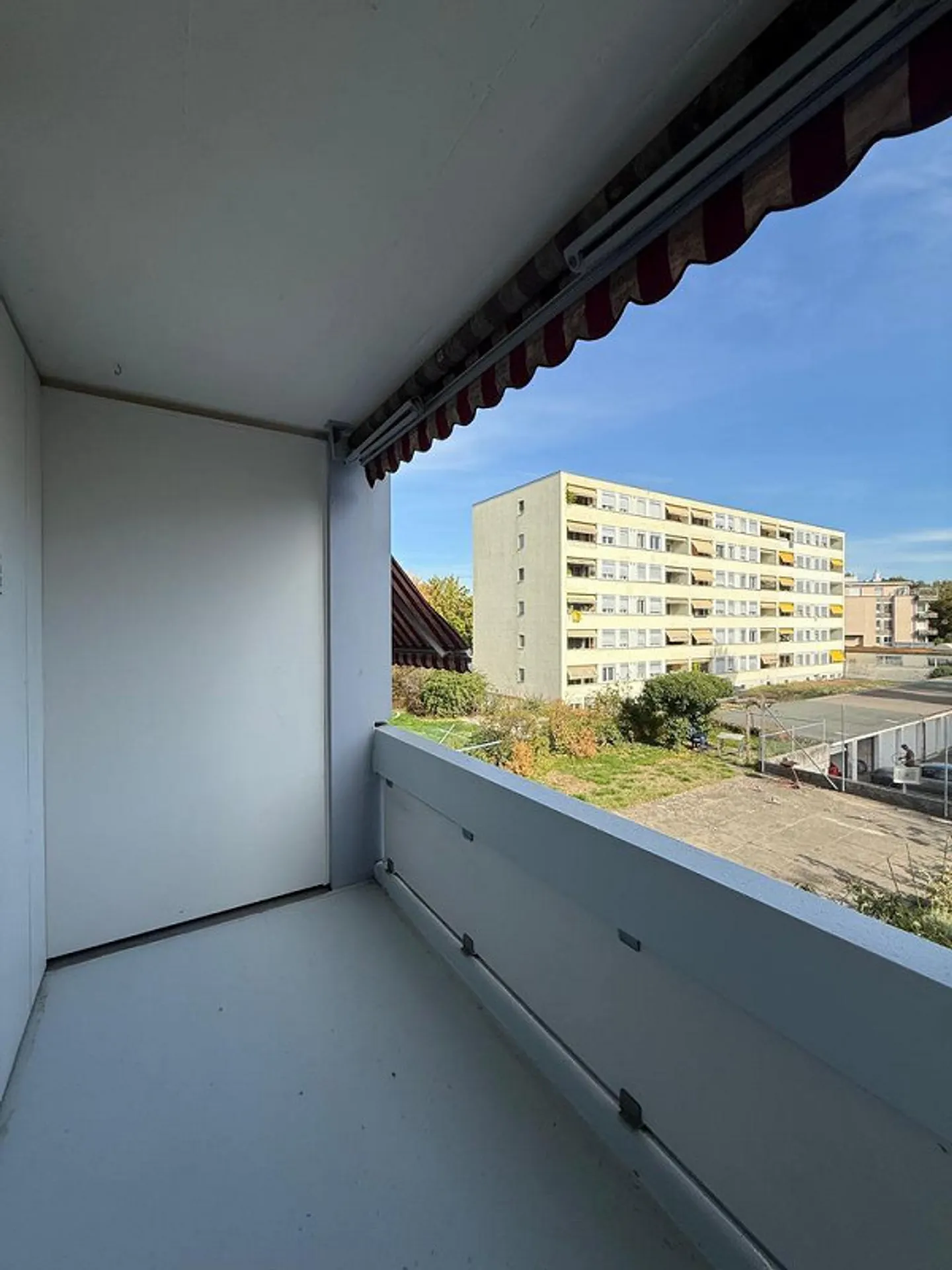 Bright 3.5-room apartment with balcony on the 2nd floor - Photo 12 of 12