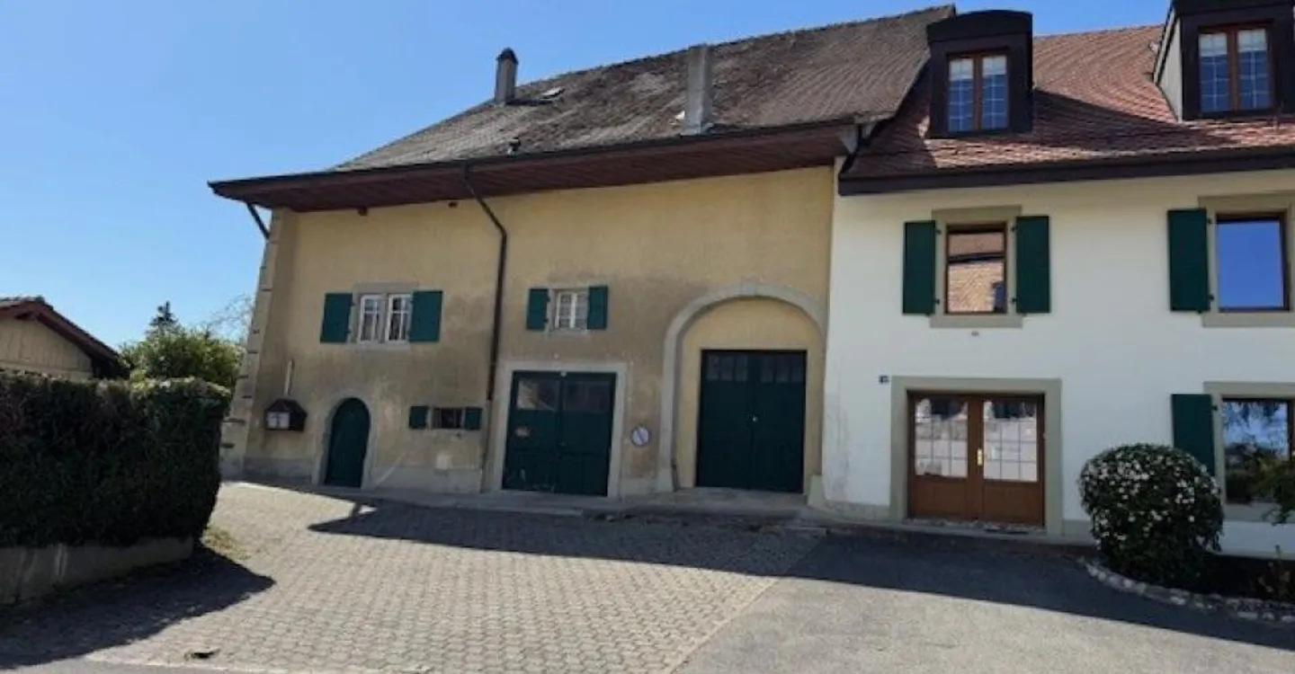 Casa di villaggio da trasformare completamente - Foto 2 di 2