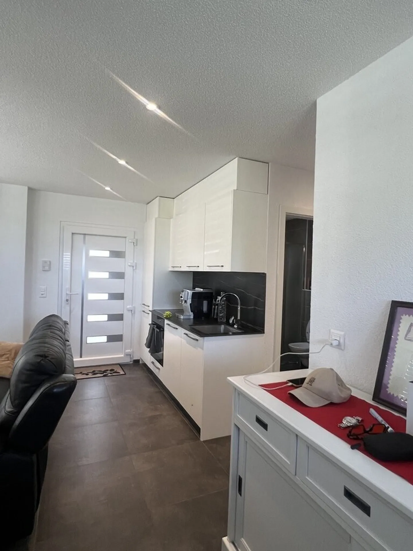 Charmant Appartement au Rez-de-Chaussée - Photo 4 sur 6