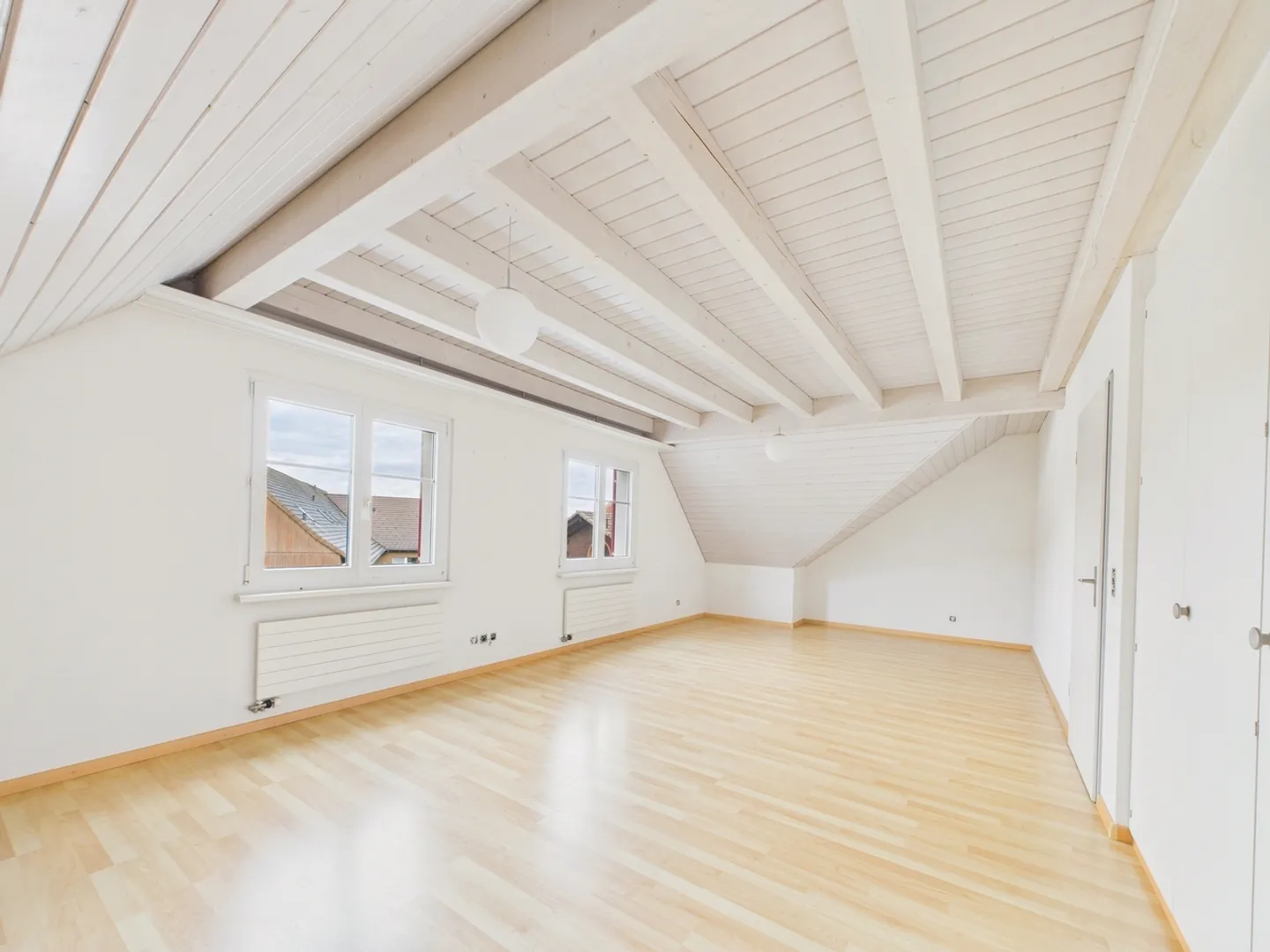 Exclusive 4.5-room apartment in the sought-after region of Mettlen, Canton TG - Photo 7 of 13