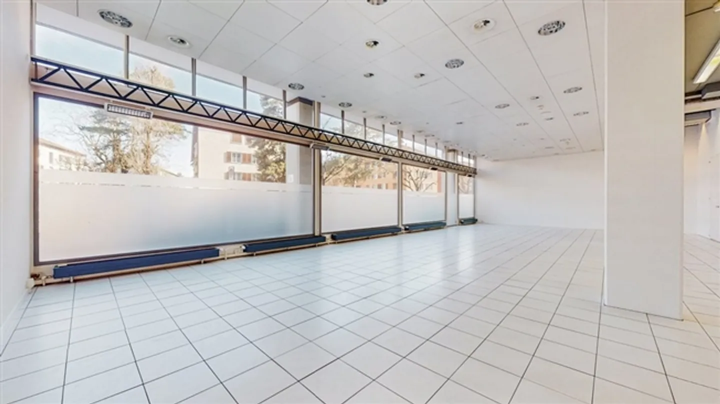 Showroom, Concept Store o Galleria Qui c'è spazio per la tua idea - Foto 4 di 7