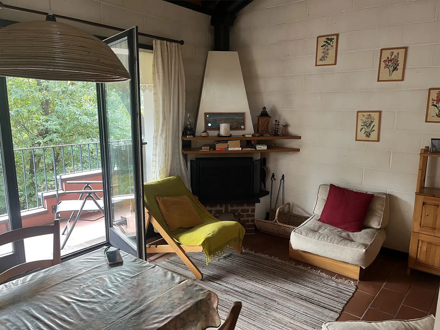 Quiet 2-room gallery apartment near Lugano - with balcony and parking space - Photo 4 of 11