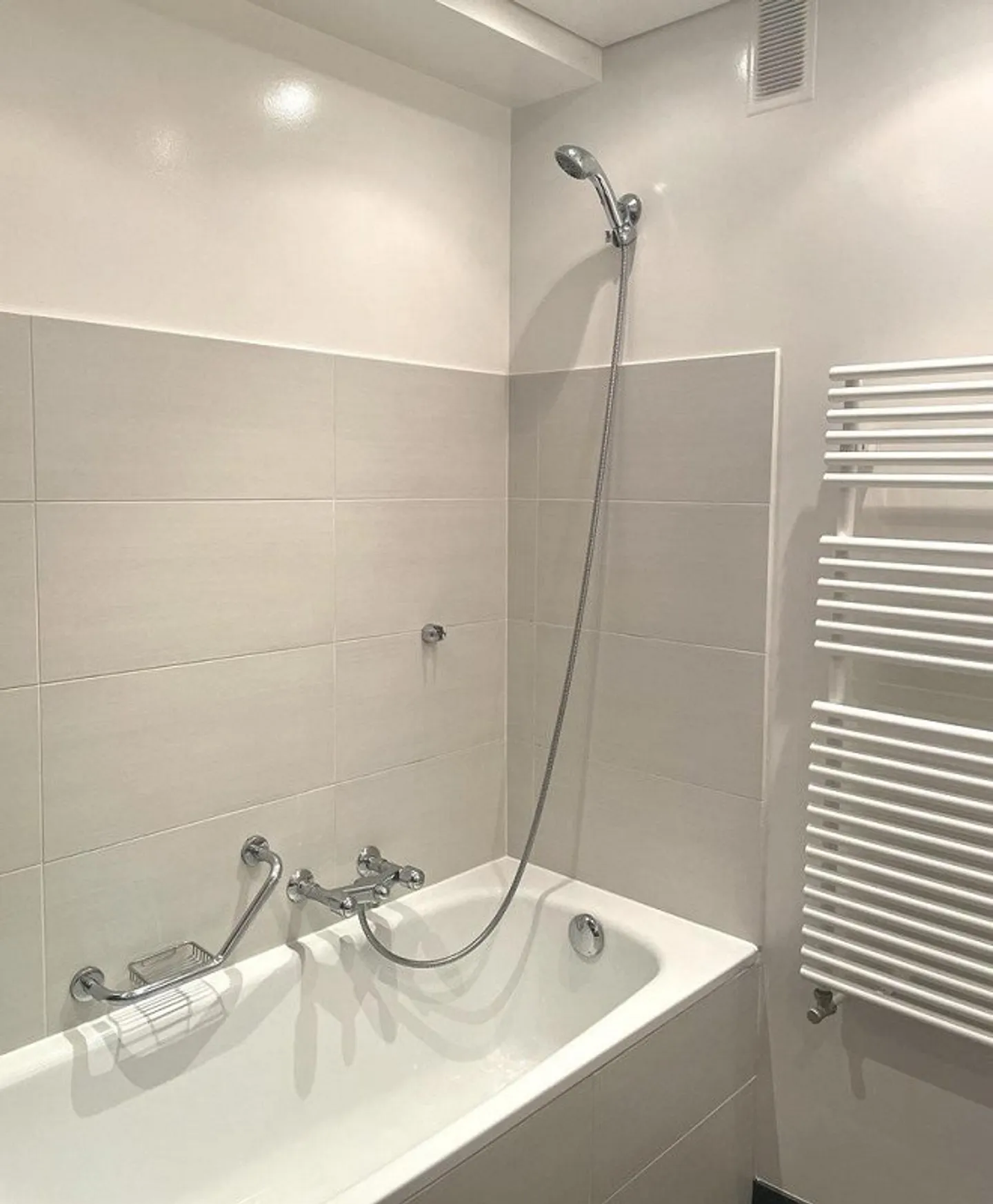 Bel appartement en plein coeur de la Vieille-Ville - Foto 6 di 9