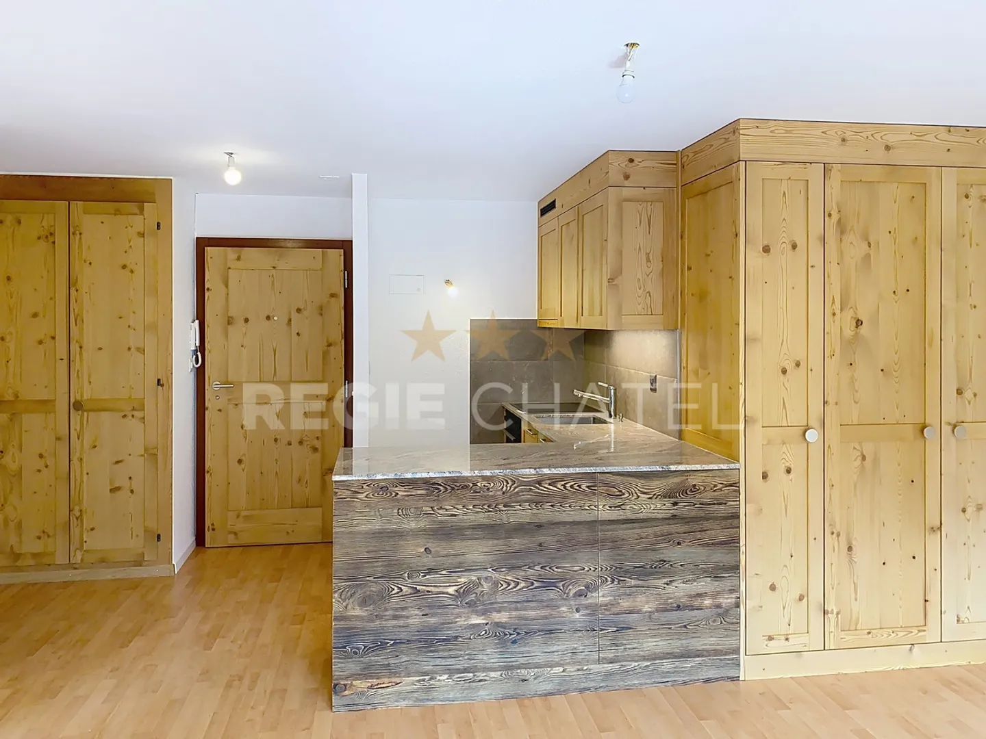 Appartamento 2.5 stanze - Foto 3 di 8