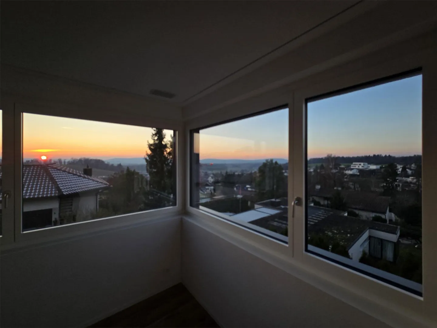 Spacious 3 1/2 Maisonette Apartment, 110m2, in Prime Location (New Building) - Photo 1 of 15