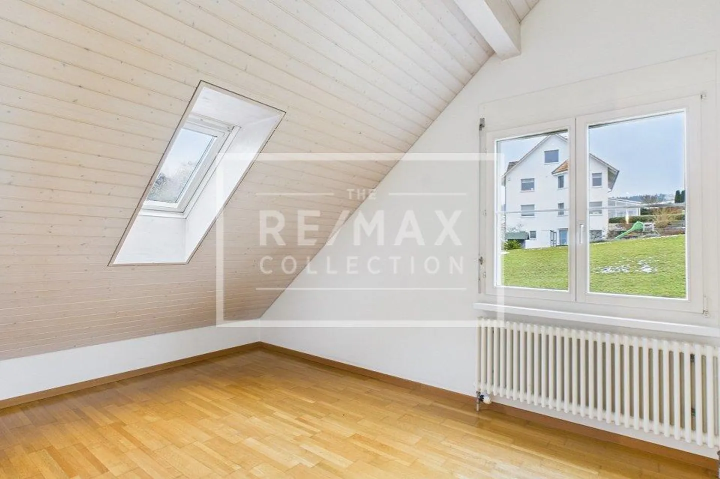 Sonnige Dachwohnung in Bonstetten - Foto 3 von 13