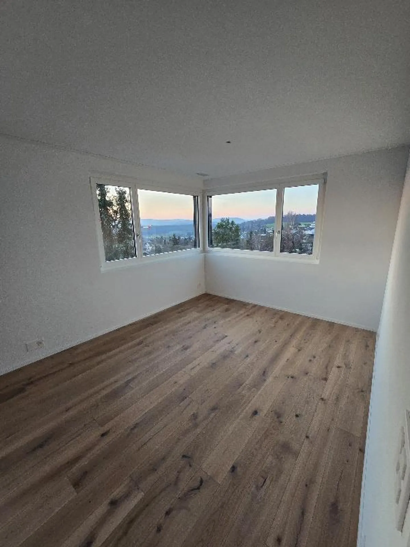 Spacious 3 1/2 Maisonette Apartment, 110m2, in Prime Location (New Building) - Photo 5 of 15