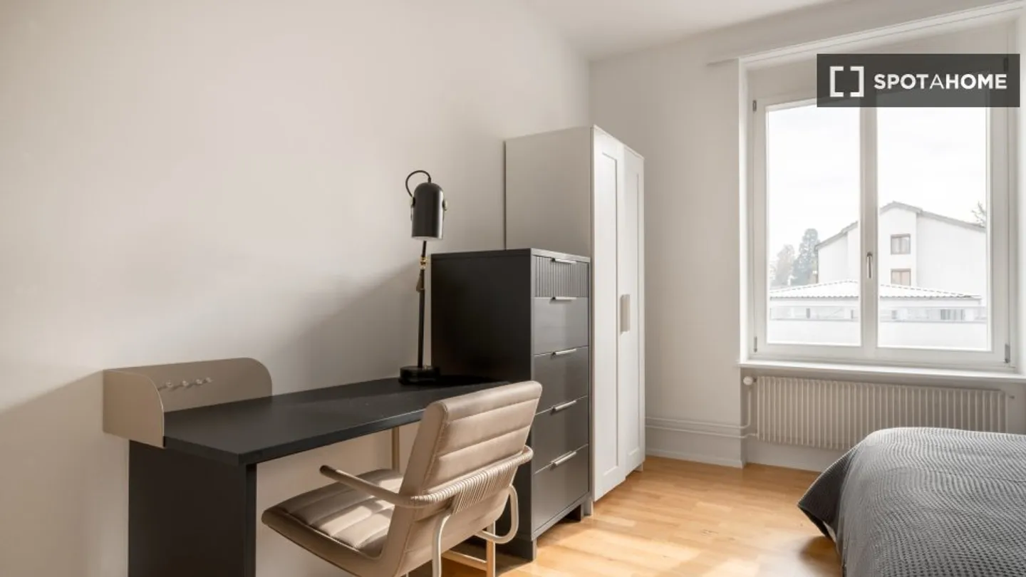 Discover, visit and rent your new home online with full confidence. - Photo 12 of 17