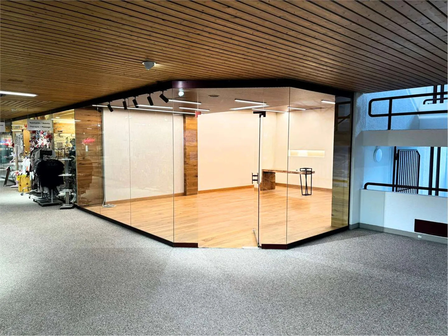 Gewerbe mieten - Foto 1 von 4