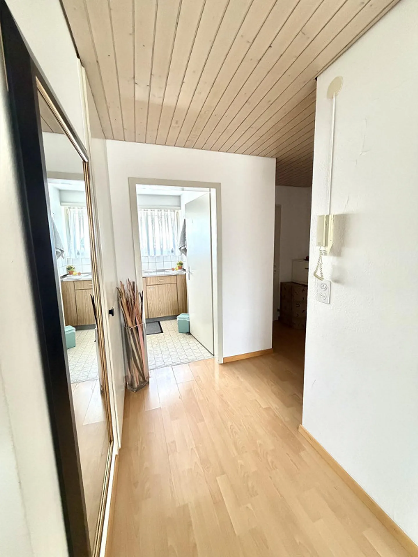 Space for the whole family - Photo 5 of 11