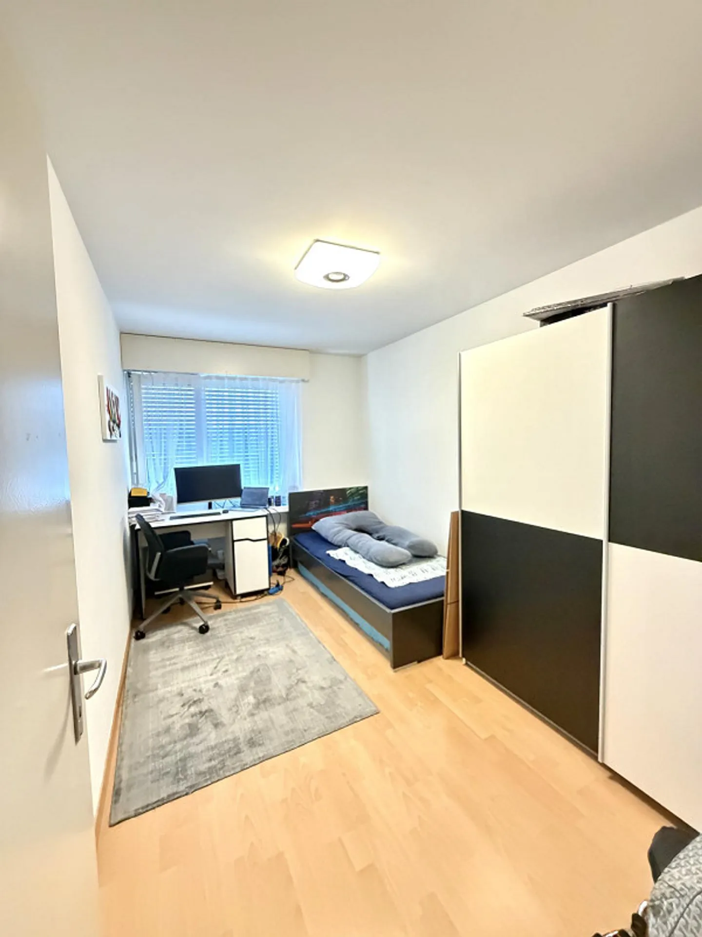 Space for the whole family - Photo 8 of 11