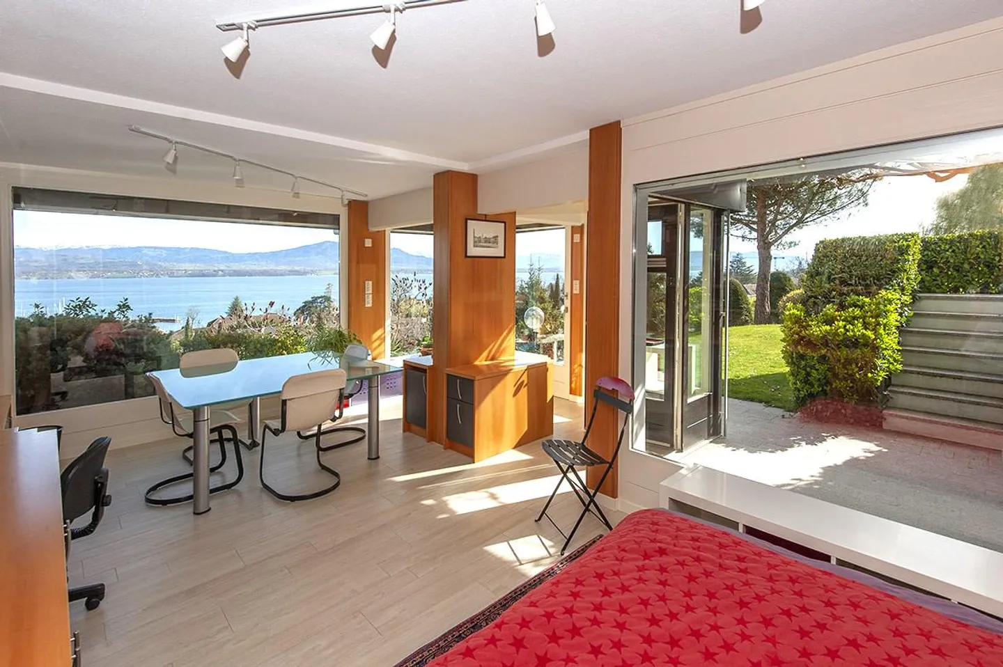 Villa Architettonica con Vista Lago - Foto 12 di 13