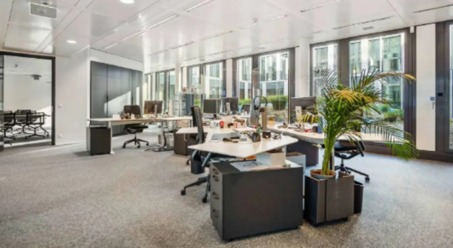 Patio Plaza - Büros zur Miete im Herzen eines hochwertigen Geschäftszentrums - Foto 2 von 8