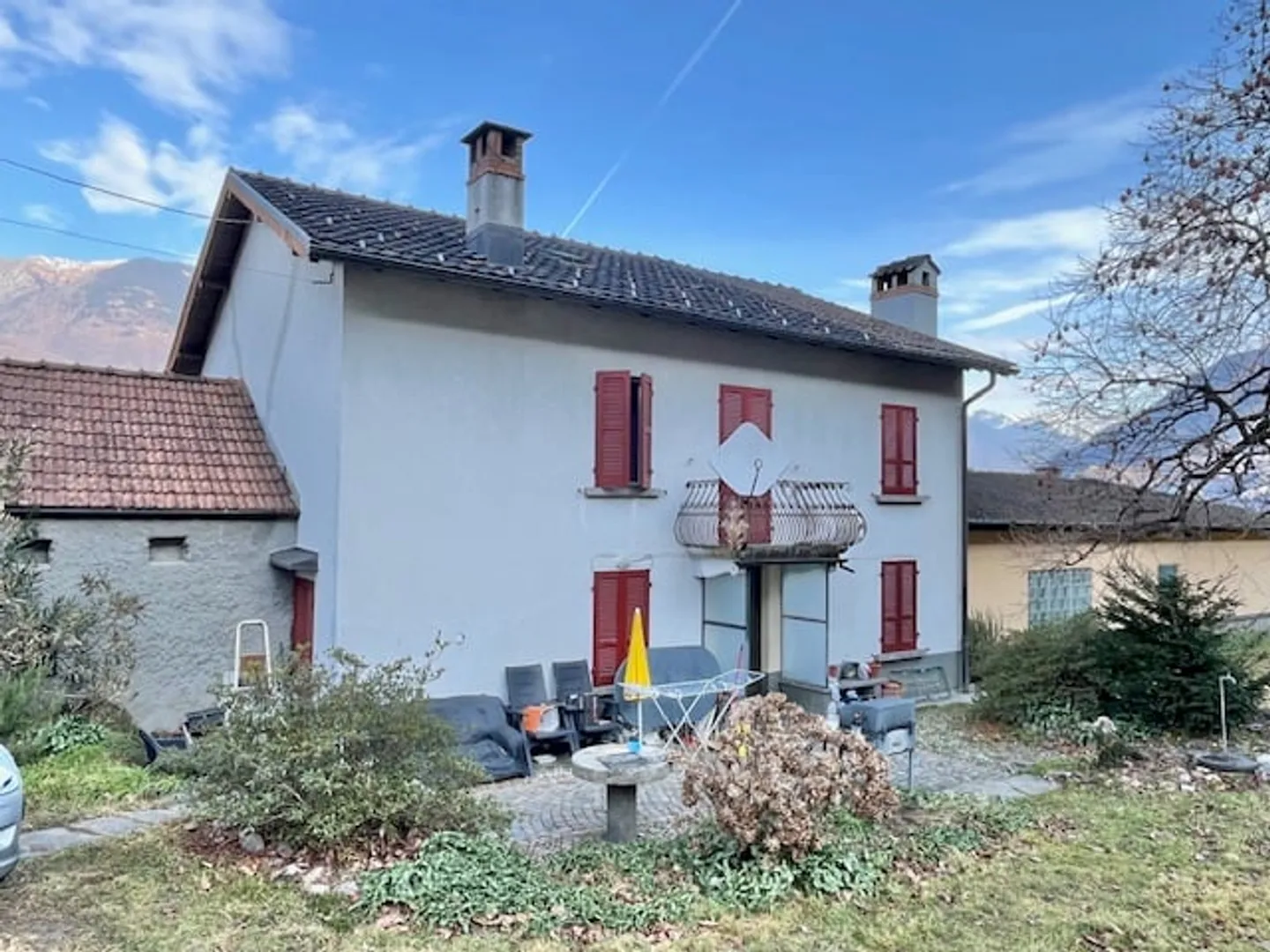 Sale in Camorino (Core) - Buildable Plot with Property - Photo 5 of 8