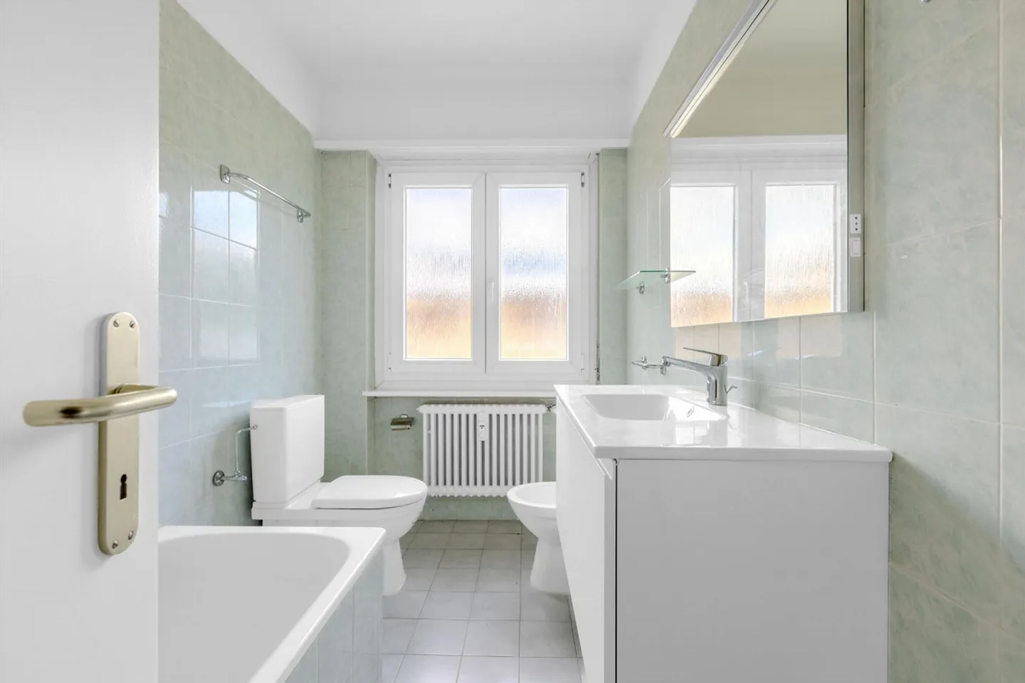 Penthouse 4.5 Rooms with Balconies and Beautiful View in Chiasso - Photo 6 of 9