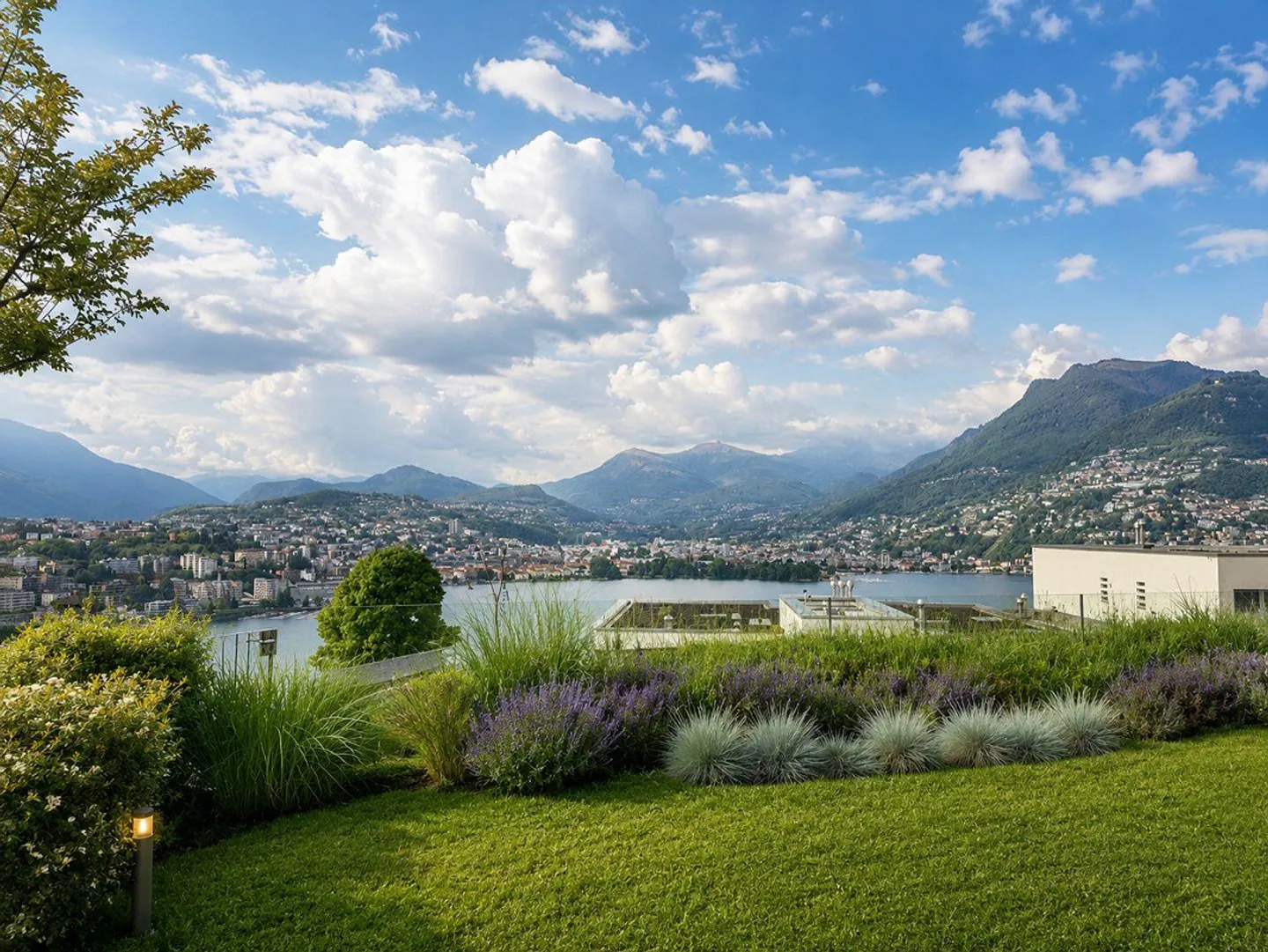 Vie privée avec vue sur le lac dans Emerald Living – THE VIEW Lugano - Photo 2 sur 15