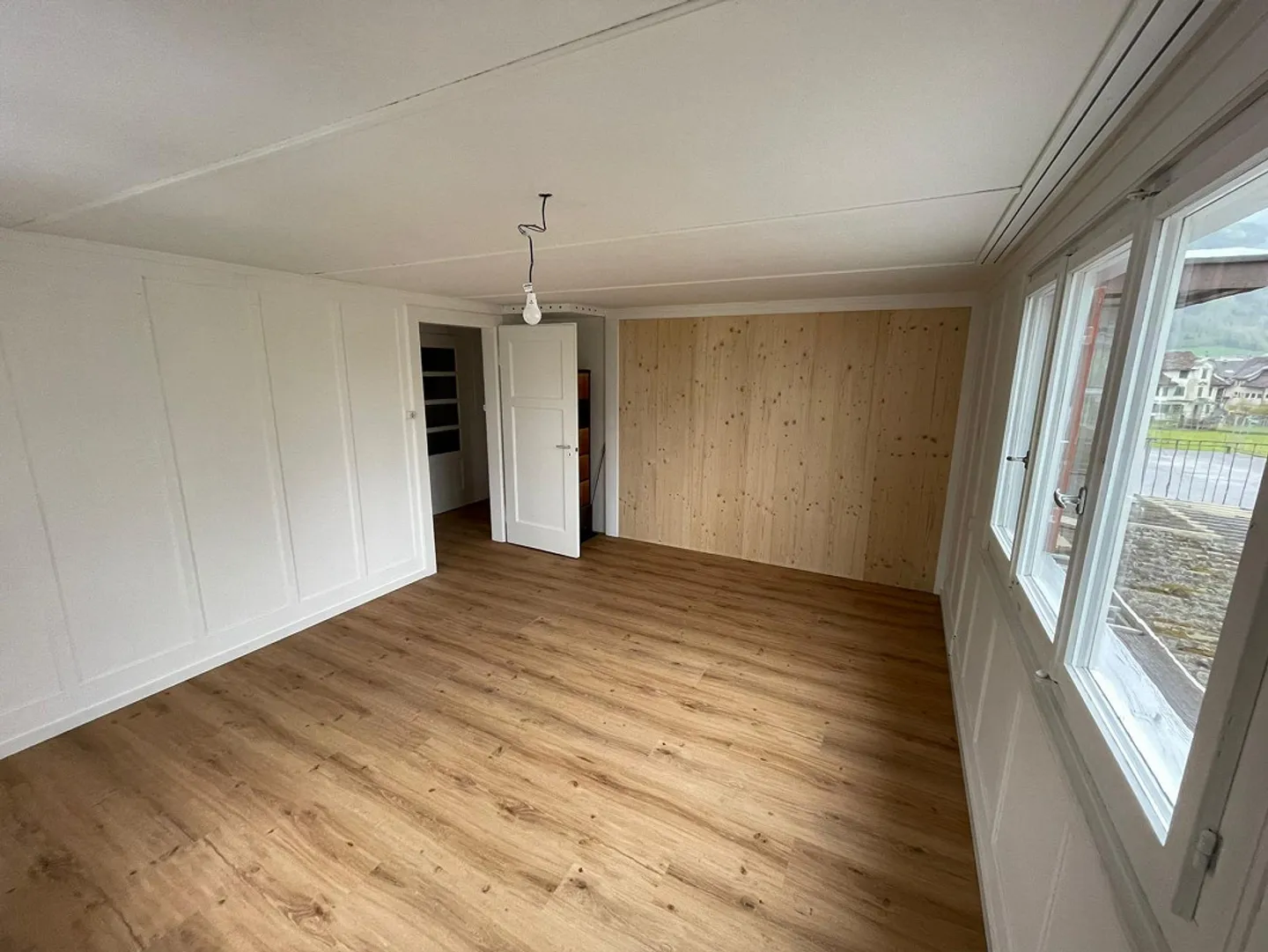 Appartamento d'epoca di 6 1/2 stanze (1 stanza in mansarda) - Foto 7 di 9