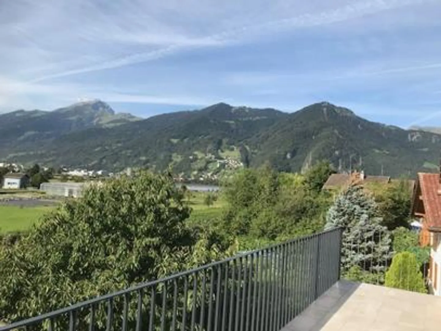 Appartement en attique avec galerie dans un emplacement privilégié - Photo 1 sur 2