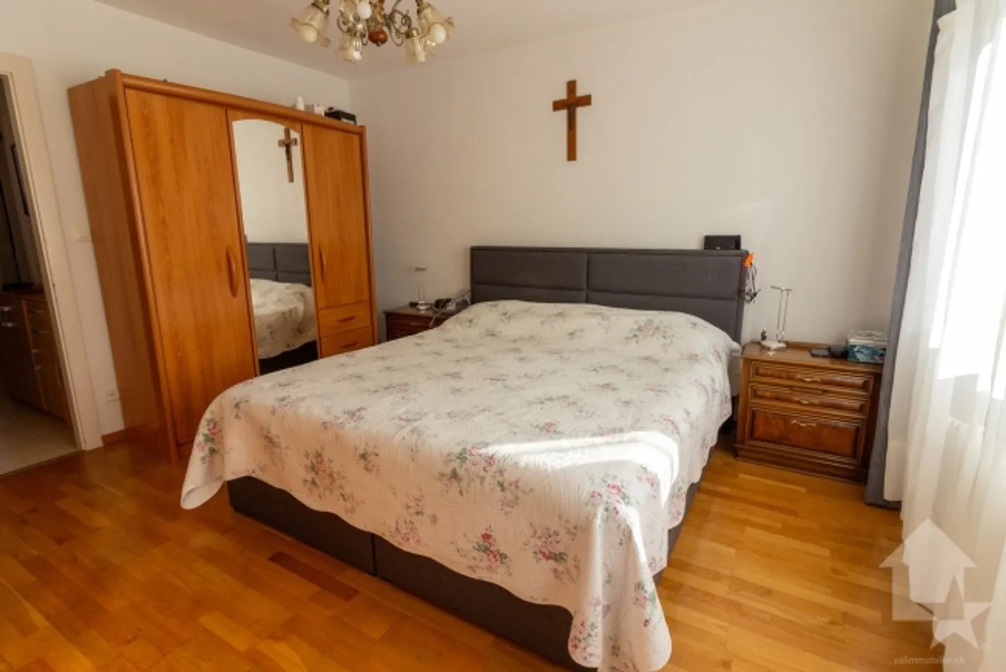 «Schöne 3.5-Zimmerwohnung mit 2 Parkplätzen» - Foto 8 von 13